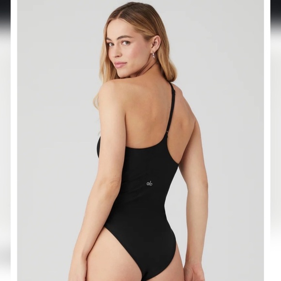 ALO Bodysuits (set of 3) - Picture 4 of 6